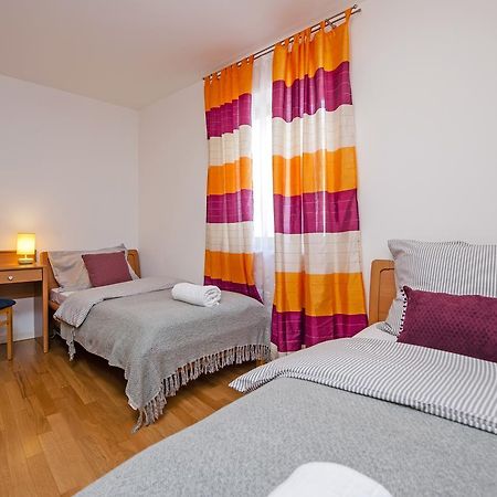 Apartment Campanile Rovinj Bagian luar foto