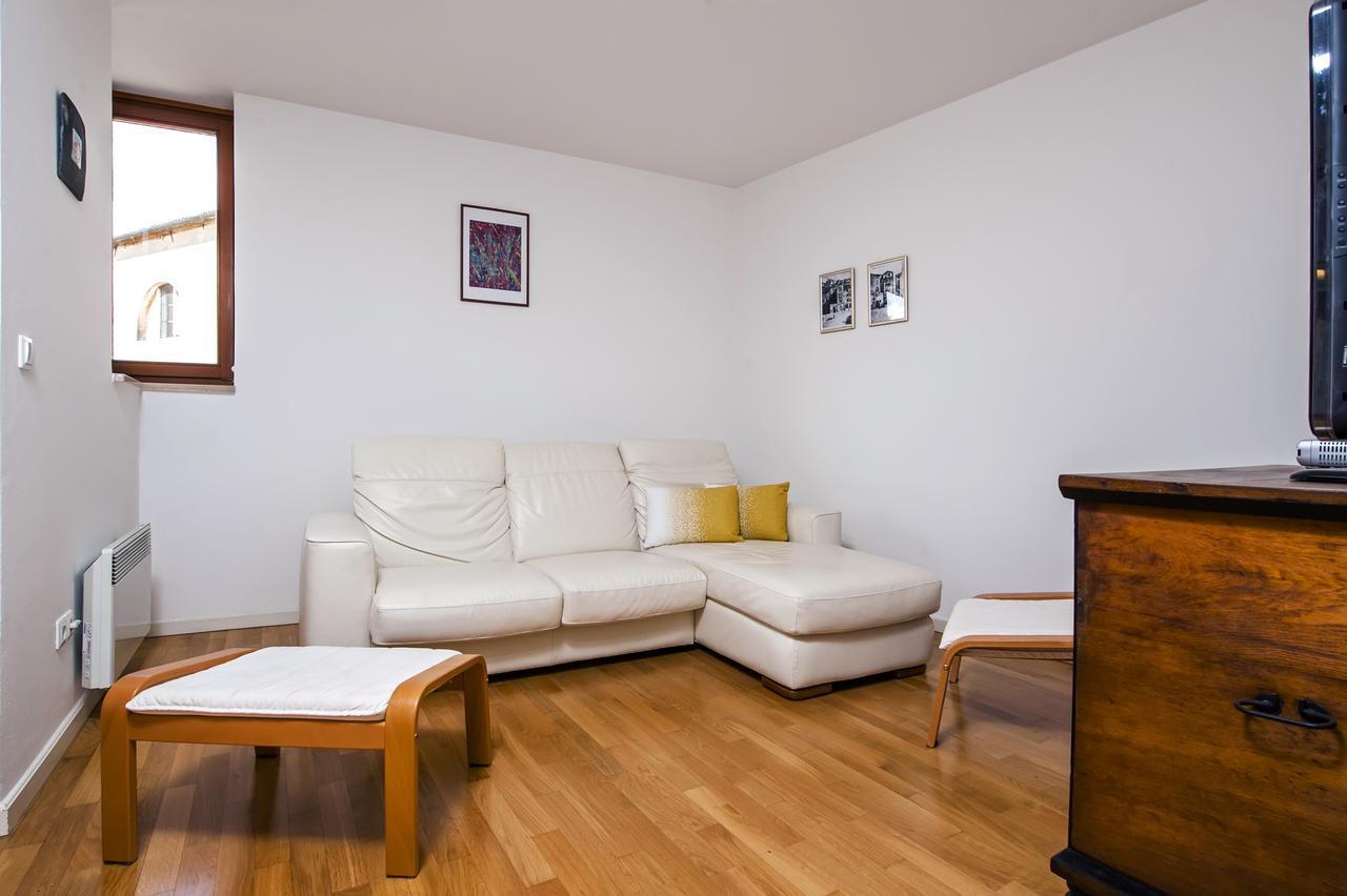 Apartment Campanile Rovinj Bagian luar foto